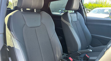 2026 Audi 1.0 TFSI 30 S line Sportback S Tronic Euro 6 5-door (Black) - Image: 11