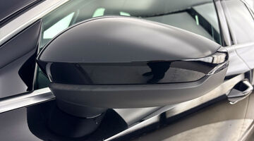 2025 Audi TFSIe 40 S line Sportback S Tronic Euro 6 5-door 17.9kWh (Black) - Image: 36