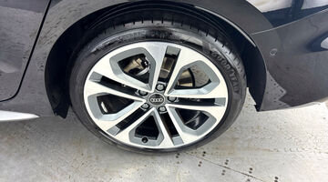 2026 Audi TFSI 30 S line S Tronic Euro 6 4-door (Black) - Image: 33
