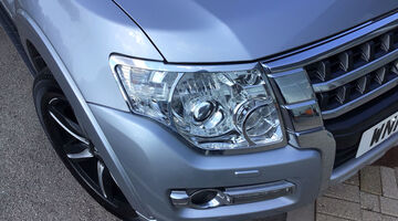 2016 Mitsubishi DI-DC Barbarian Auto 4WD Euro 6 3-door SWB (Silver) - Image: 14