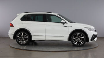 2023 Volkswagen 2.0 TDI R-Line DSG Euro 6 5-door (White) - Image: 4