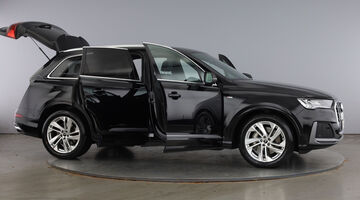 2024 Audi 3.0 TDI V6 45 Black Edition Tiptronic quattro Euro 6 5-door (Black) - Image: 10