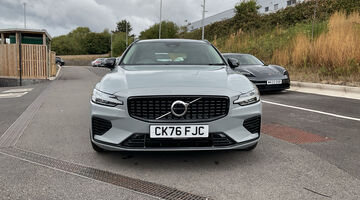 2026 Volvo 2.0 T6 18.8kWh Plus Auto Euro 6 5-door (Grey) - Image: 12