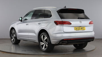 2020 Volkswagen 3.0 TSI V6 R-Line Tech Tiptronic 4Motion Euro 6 5-door (Silver) - Image: 3