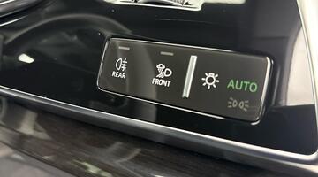2026 Audi 3.0 e-hybrid V6 22kWh Black Edition Tiptronic quattro Euro 6 5-door (Blue) - Image: 19