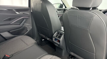 2026 Volkswagen ETSI MHEV Match DSG Euro 6 5-door (Black) - Image: 29