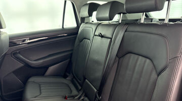 2023 Škoda 2.0 TSI Laurin & Klement DSG 4WD Euro 6 5-door (7 Seat) (Silver) - Image: 42