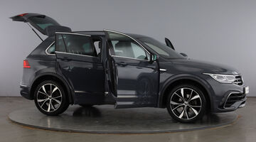2023 Volkswagen TSI R-Line Edition DSG Euro 6 5-door (Grey) - Image: 11
