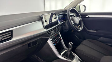 2023 Volkswagen 1.0 TSI Life Euro 6 5-door (Grey) - Image: 2