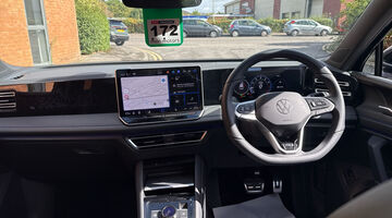 2024 Volkswagen ETSI MHEV R-Line DSG Euro 6 5-door (Black) - Image: 9