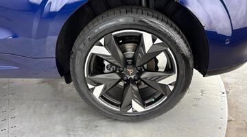 2026 CUPRA EHybrid 25.8kWh V2 DSG Euro 6 5-door (Blue) - Image: 33