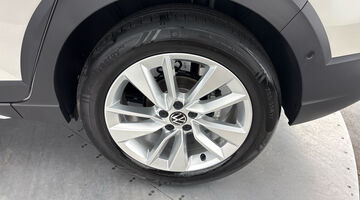 2026 Volkswagen 1.0 TSI Match DSG Euro 6 5-door (Grey) - Image: 27