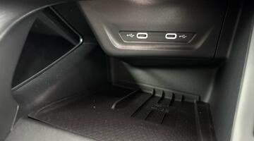 2026 CUPRA ETSI V1 DSG Euro 6 5-door (Dark Void) - Image: 21