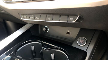 2023 Audi 2.0 TDI 40 S line Sportback S Tronic quattro Euro 6 5-door (Grey) - Image: 35