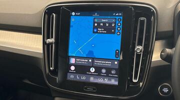 2025 Volvo 2.0 B4 MHEV Plus Dark DCT Auto Euro 6 5-door (Grey) - Image: 10
