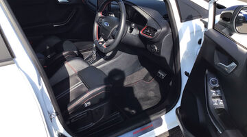 2023 Ford 1.0T EcoBoost MHEV ST DCT Euro 6 5-door (White) - Image: 15