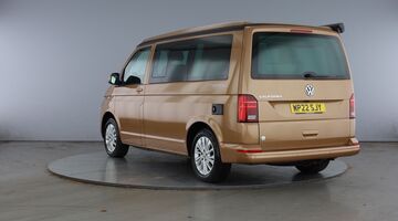 2022 Volkswagen 2.0 TDI Ocean DSG Euro 6 4-door (Brown) - Image: 3