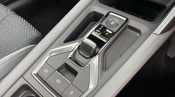 2026 CUPRA 2.0 TSI VZ3 DSG 4-doorive Euro 6 5dr (Grey) - Image: 16