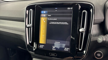 2020 Volvo 2.0 T5 R-Design Auto Euro 6 5-door (Red) - Image: 27