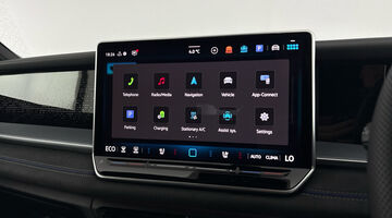 2026 Volkswagen TSI eHybrid 19.7kWh R-Line Edition DSG Euro 6 5-door (Silver) - Image: 19