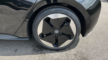 2026 Volkswagen Pro S 79kWh Match Auto 5-door (Black) - Image: 30