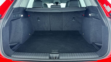 2024 Audi 100kWh Sport Auto quattro 5-door (Red) - Image: 27