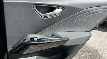 2026 Volkswagen Pro S 79kWh Match Auto 5-door (Black) - Image: 42