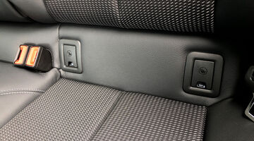 2026 Audi 1.0 TFSI 30 S line Euro 6 5-door (Blue) - Image: 18