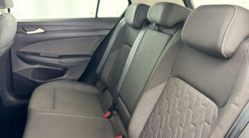 2025 Volkswagen TSI eHybrid 19.7kWh Match DSG Euro 6 5-door (Black) - Image: 32