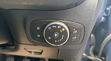 2024 Ford 1.0T EcoBoost MHEV Titanium Euro 6 5-door (Blue) - Image: 32