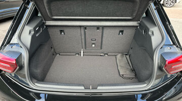 2026 Volkswagen Pro S 79kWh Match Auto 5-door (Black) - Image: 11