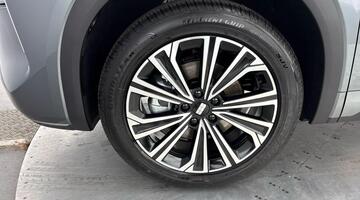 2026 Geely EM-i 29.8kWh Ultra Auto Euro 6 5-door (Grey) - Image: 36