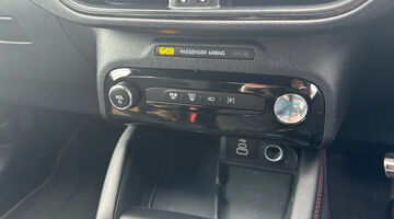 2024 Ford 2.5h Duratec ST-Line CVT Euro 6 5-door (Silver) - Image: 40