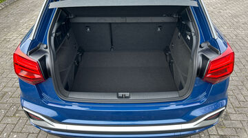 2026 Audi 1.0 TFSI 30 S line Euro 6 5-door (Blue) - Image: 17