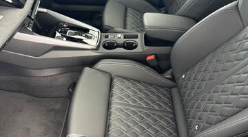 2026 Audi 2.0 TFSI Black Edition S Tronic quattro Euro 6 4-door (Audi exclusive paint finish) - Image: 40