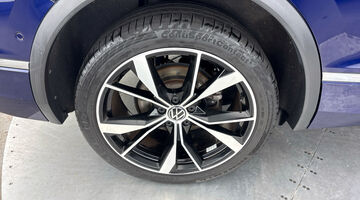 2024 Volkswagen TSI R-Line DSG Euro 6 5-door (Blue) - Image: 29