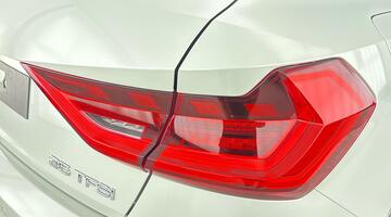 2026 Audi Sportback S line 35 TFSI 150 PS S tronic (Silver) - Image: 29