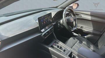 2022 CUPRA 2.0 TSI VDSG 4-doorive Euro 6 5dr (White) - Image: 2