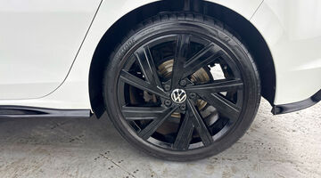 2024 Volkswagen TSI Black Edition Euro 6 5-door (White) - Image: 35