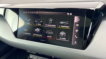 2026 Audi 105kWh Auto quattro 4-door (Grey) - Image: 18