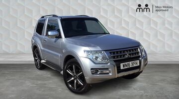 2016 Mitsubishi DI-DC Barbarian Auto 4WD Euro 6 3-door SWB (Silver) - Image: 1