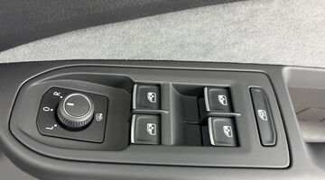 2024 Volkswagen ETSI MHEV Black Edition DSG Euro 6 5-door (Grey) - Image: 20