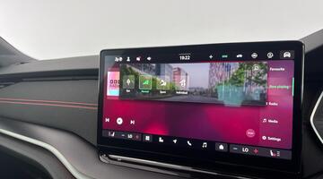 2026 Škoda Hatch vRS 2.0 TSI 265 PS DSG (Green) - Image: 14