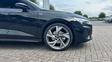 2026 Audi TFSI 35 Black Edition S Tronic Euro 6 4-door (Black) - Image: 5