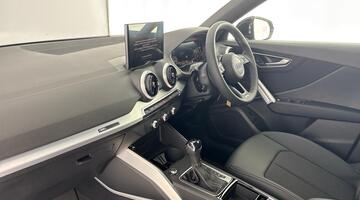 2026 Audi TFSI CoD 35 S line S Tronic Euro 6 5-door (Black) - Image: 2