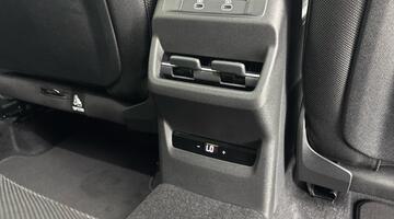 2026 Audi 2.0 TFSI Edition 1 S Tronic quattro Euro 6 5-door (White) - Image: 35