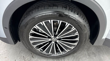 2026 Volkswagen ETSI MHEV Match DSG Euro 6 5-door (Silver) - Image: 36