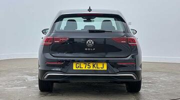 2025 Volkswagen TSI Style Euro 6 5-door (Black) - Image: 8