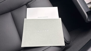 2026 Volvo 2.0 B5 MHEV Ultra Bright Auto Euro 6 5-door (Silver) - Image: 14
