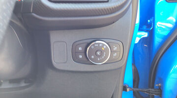2023 Ford 1.0T EcoBoost MHEV ST DCT Euro 6 5-door (Blue) - Image: 19